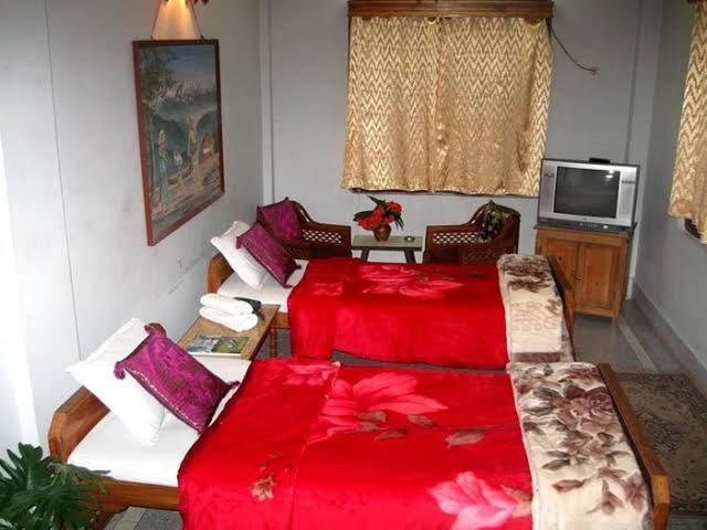 Hotel J P Lodge Kalimpong Bagian luar foto